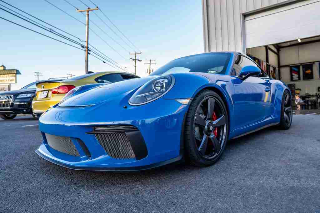 With ceramic coatings your vehicle is protected against dirt and road hazards